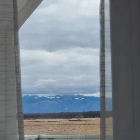Penthouse Mountain View Apartment *